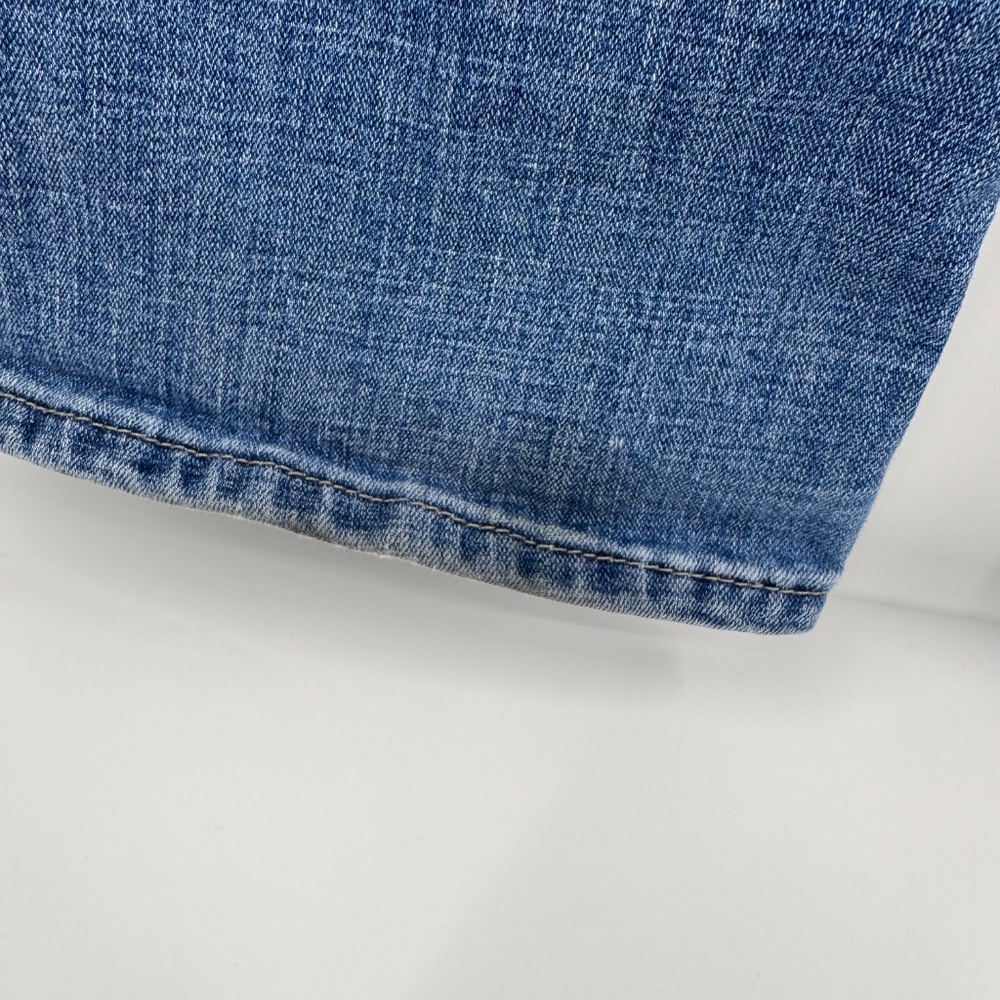 Levis Jeans Women 33 Blue Curvy Bootcut Denim Stretch Mid Rise Medium Wash - Picture 2 of 14